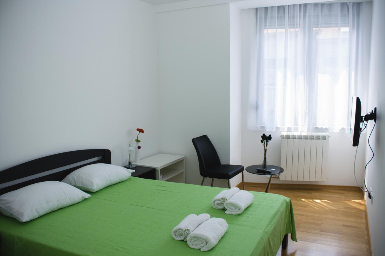 Botanical Garden Apartments Belgrado Exterior foto